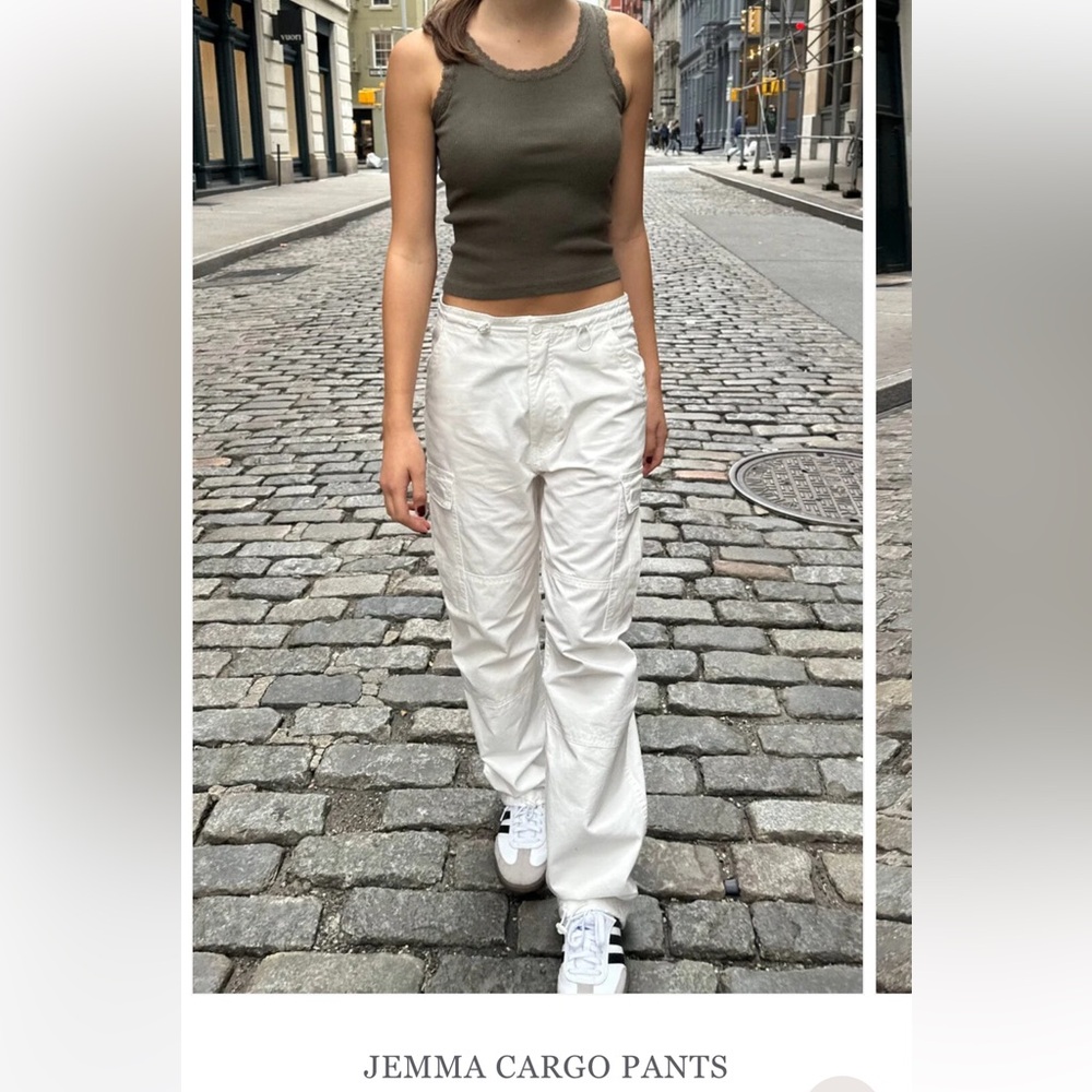 Brandy Melville - Jemma Cargo Pants in White